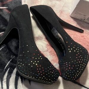 Elegant Black Stiletto Heels with Multicolor Rhinestones